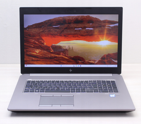HP ZBook 17 G6 i7-9850H 16GB 2TB SSD RTX 3000 6GB FHD GW12 Kl.A- W11